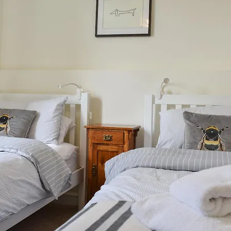 North Road Tatil Evi
